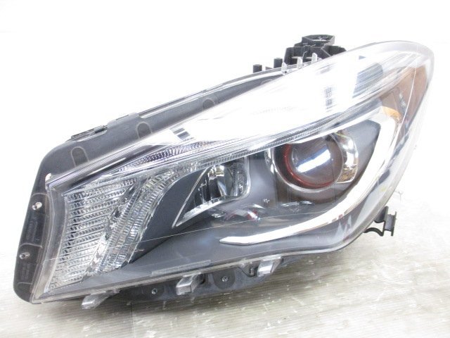 即決あり 取付部破損無 ベンツ CLAクラス W117 A117 C117 前期 純正 左 HID ヘッド ライト ユニット 赤目 A1179067100 (B031704)_画像1