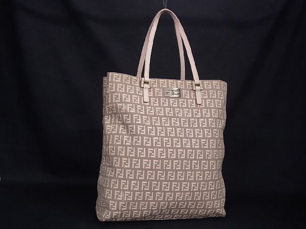 ヤフオク! - 1円 □美品□ FENDI フェンディ ズッカ柄 ズッキー...