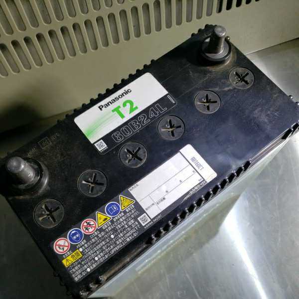 #バッテリー Panasonic T2 60B24L 2018年　送料着払　CCA350　電圧12.61V　佐川急便140サイズ発送 _画像3