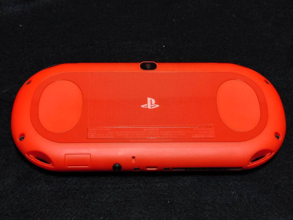 vita 本体 箱付き 16GBメモリーカード付き USBケーブルのみ欠品-