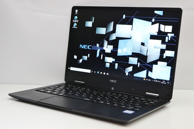 軽量 約921g フルHD SSD512GB メモリ8GB 第7世代 Core i5 1.2GHz NEC