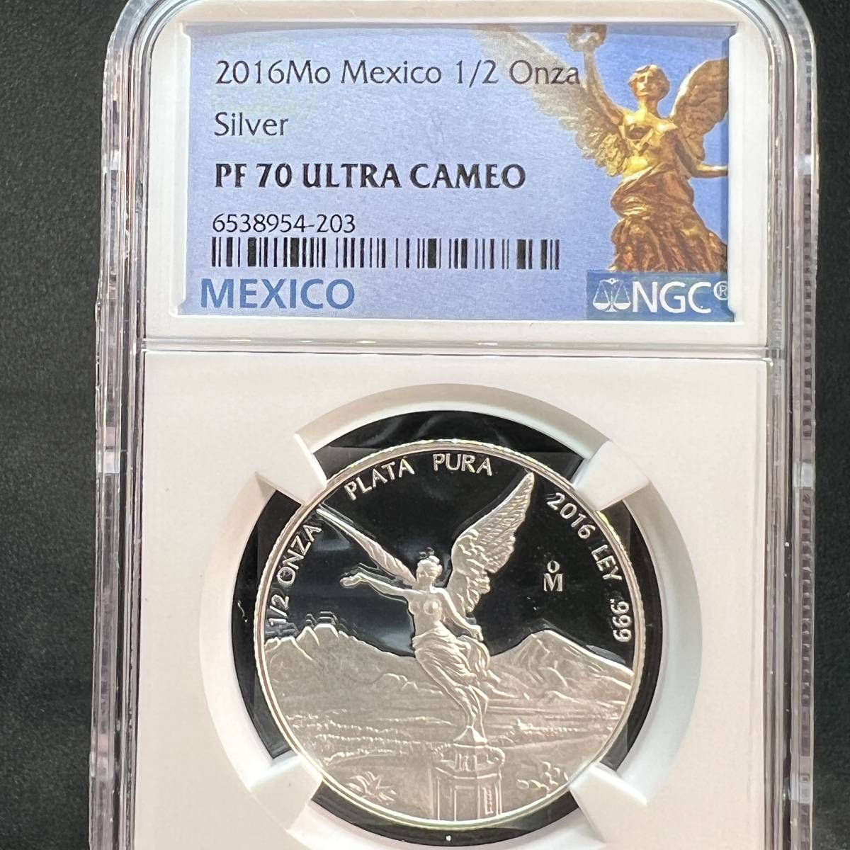 ＃062【1円スタート】2010Mo MEXICO SILVER 1/2 ONZA NGC PF 69 ULTRA CAMEO純銀貨の画像3