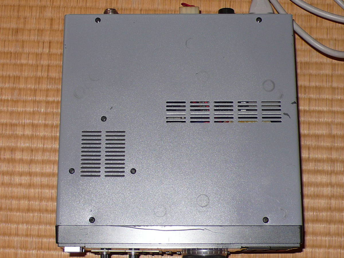 ICOM 広帯域受信機 IC-R7100 動作確認 簡易メンテ済みの画像3