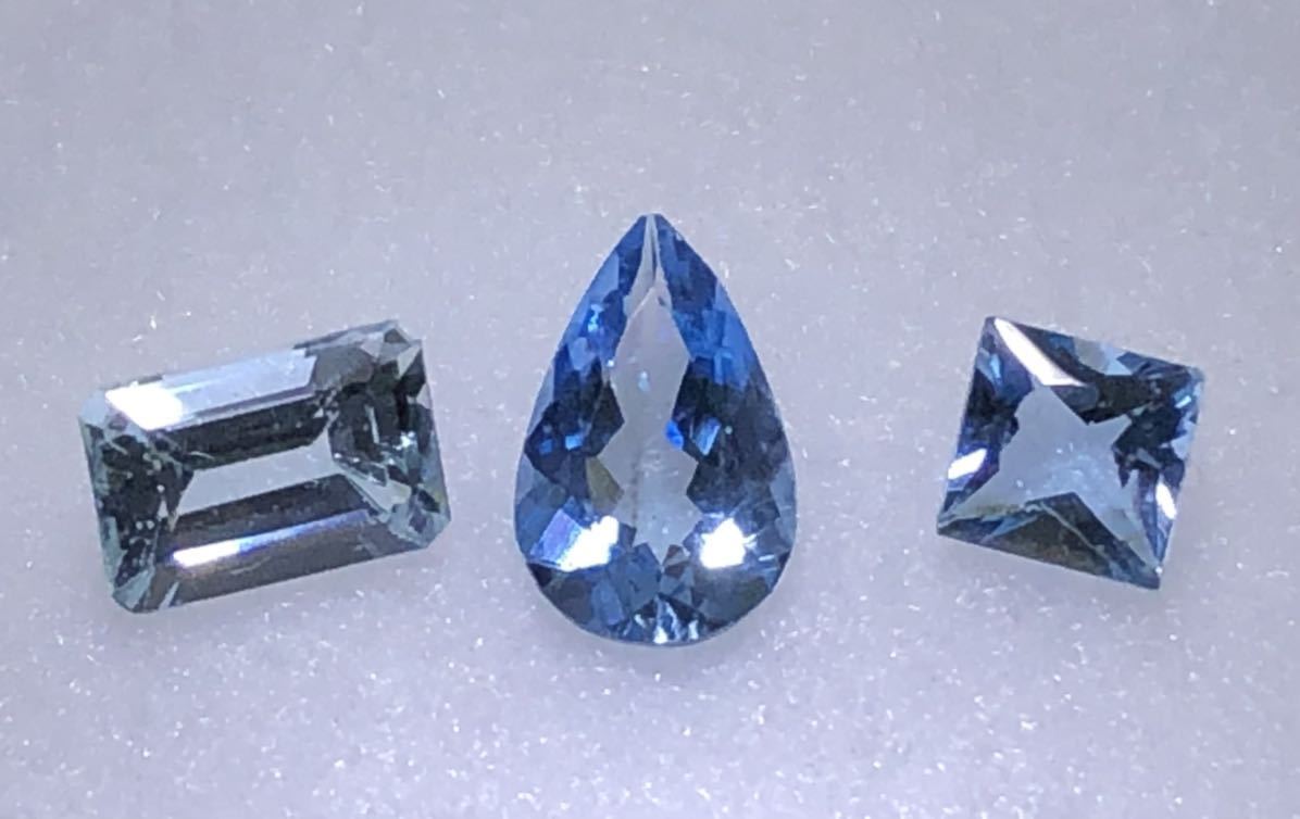 高彩度特濃 サンタマリアアクアマリン 0.61ct