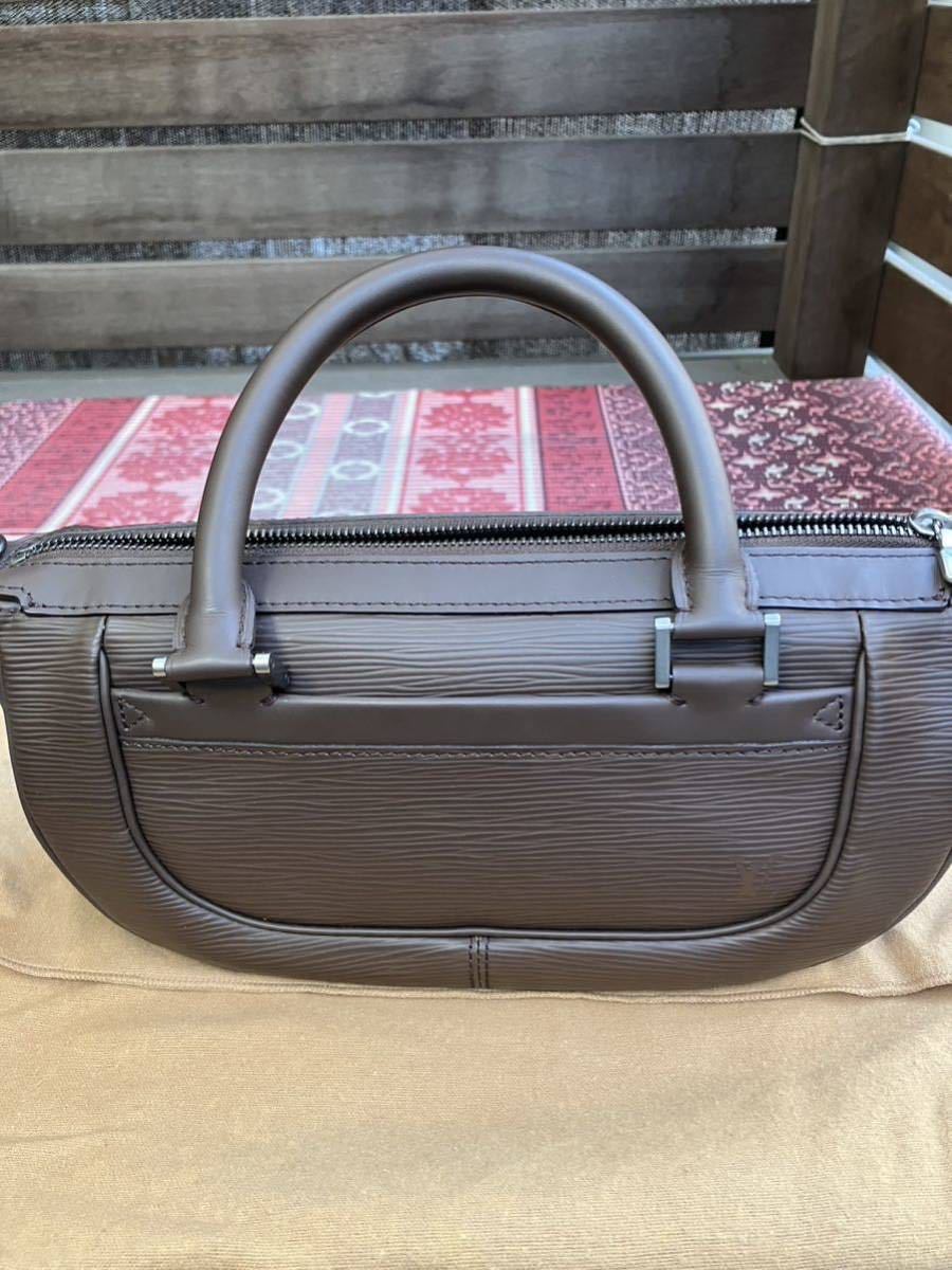 ルイ・ヴィトン ハンドバッグ エピ 美品 esakip.kapuaskab.go.id