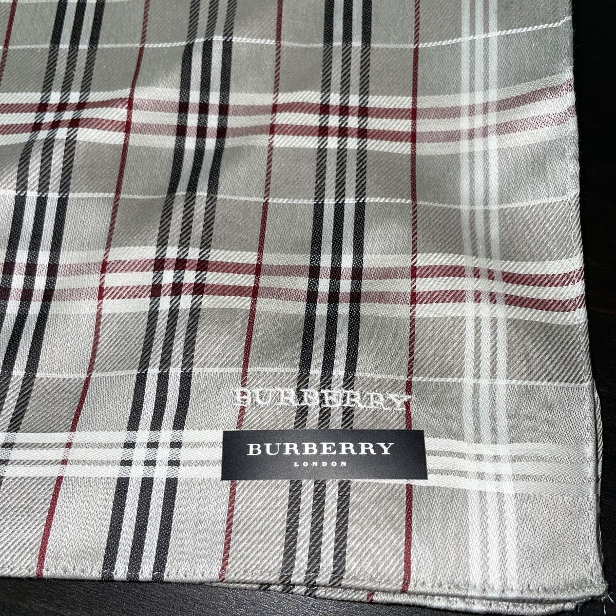 新作人気 未使用 バーバリー ハンカチ2枚セット BURBERRY グレー系