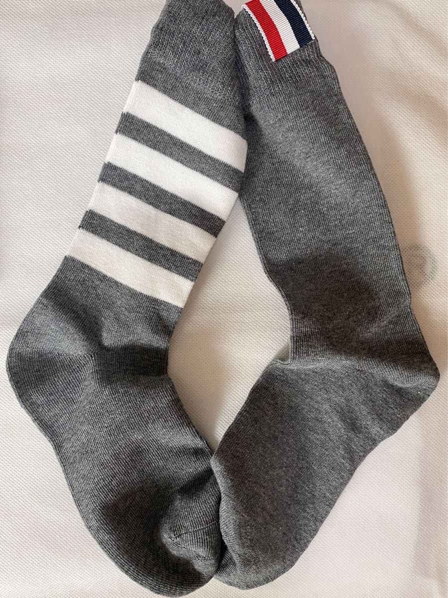 Thom browne トムブラウン ソックス 靴下 新品未使用 3足セット Thom browne トムブラウン ソックス 靴下 新品未使用 3足セット