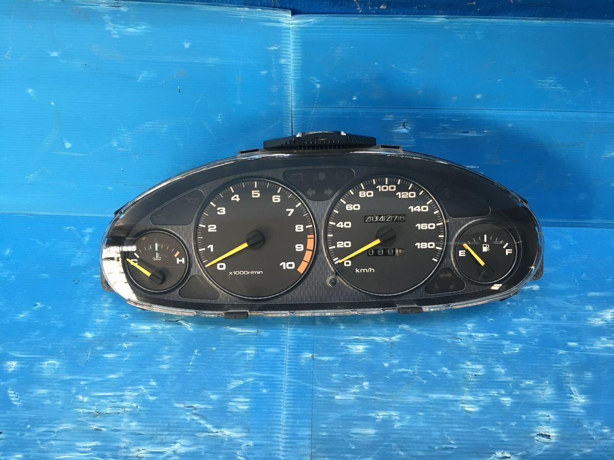 大人も着やすいシンプルファッション HONDA 計器 タコメーター