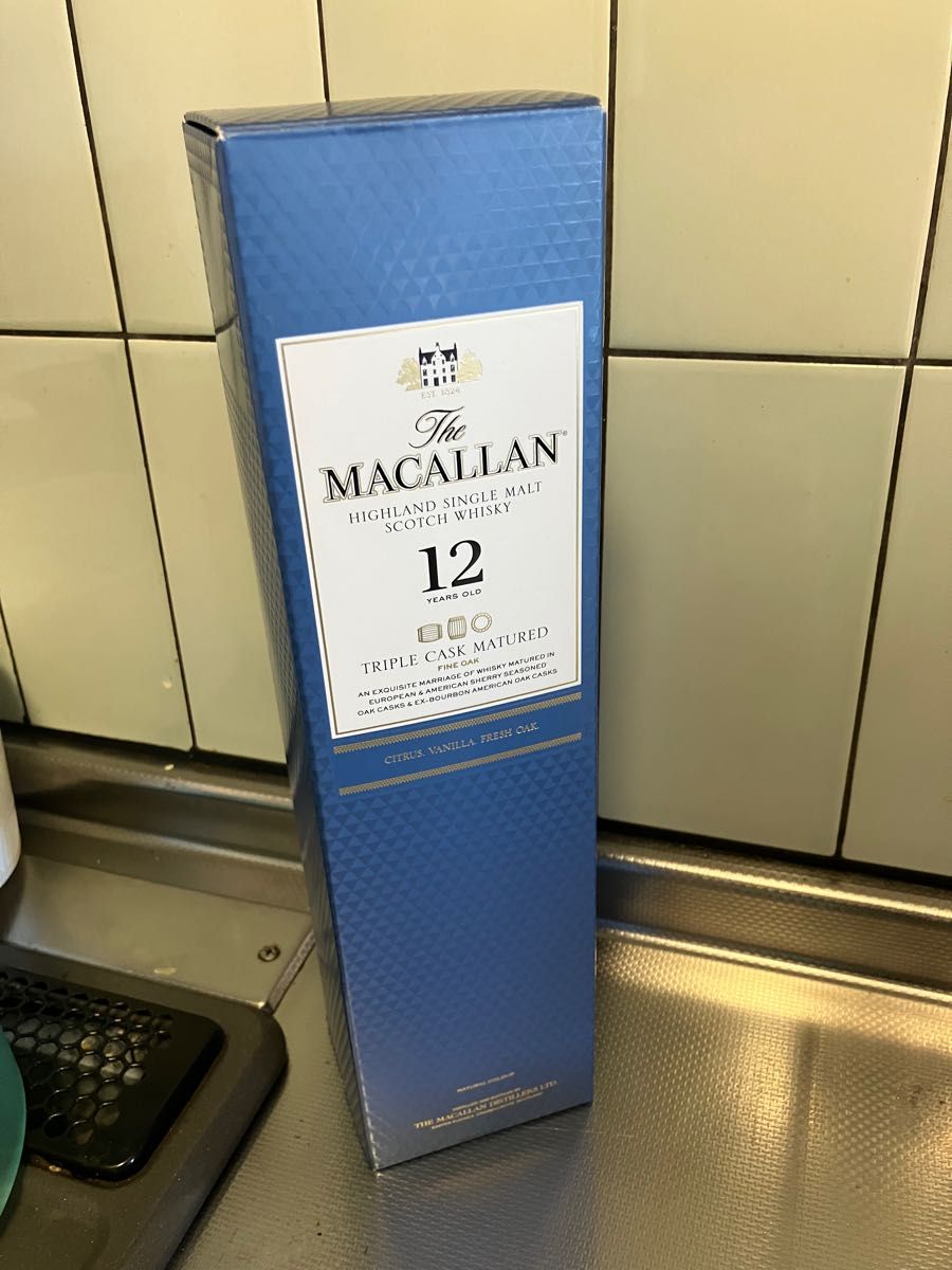ザ・マッカラン トリプルカスク 12年 700ml ドリンク、水、お酒