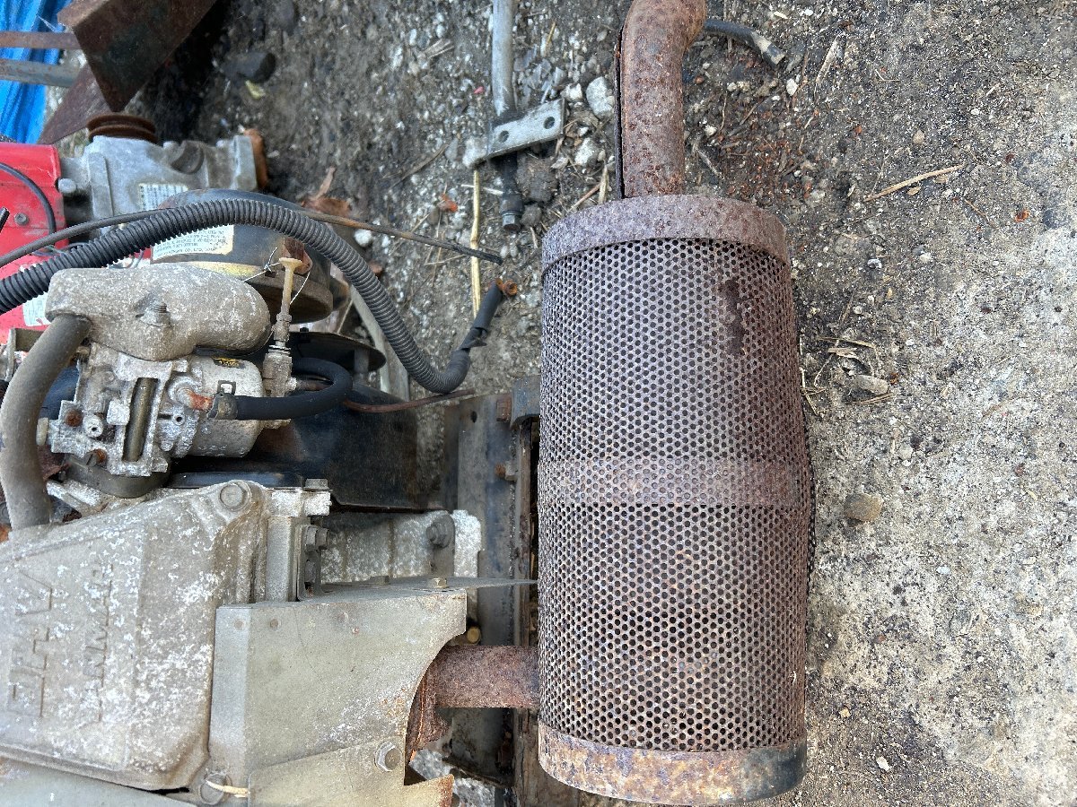 【滋賀発】 田植え機 ヤンマー RR60 エンジン GA240 動作未確認 ジャンク品 部品取り 基本引取_画像3