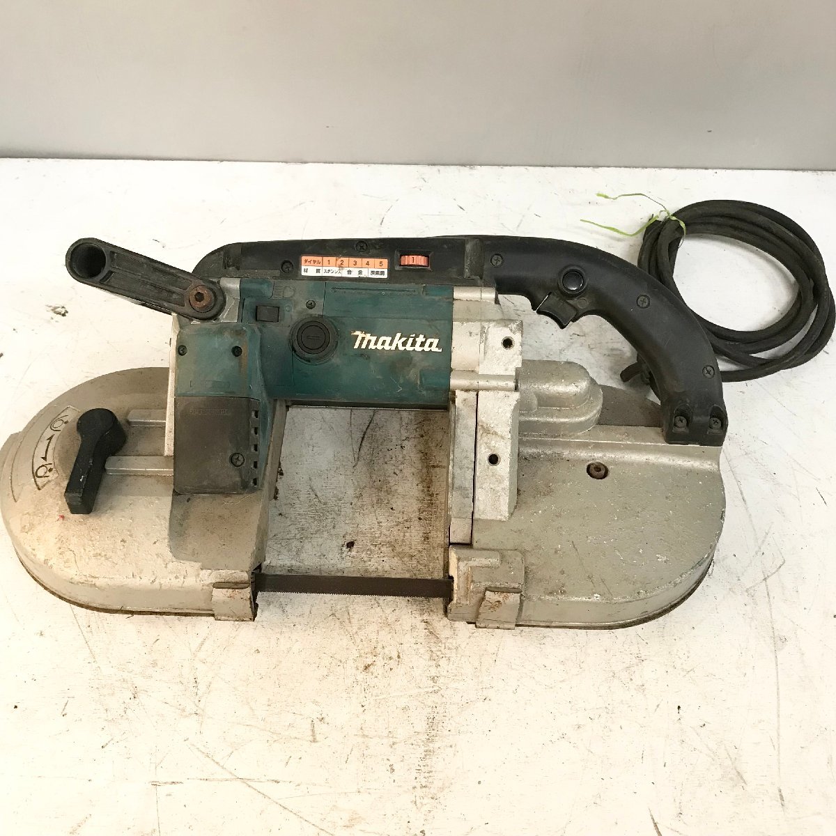 マキタ 2107F ポータブルバンドソー 2107F DIY・工具 | shalva.org.il