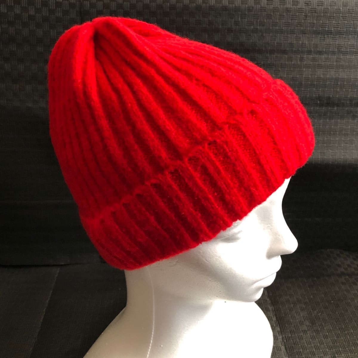 【新品】ビーニー／ニットキャップ トレンドカラー《レッド》（CAP/beanie/knit/ワッチ/帽子/赤/RED/knit）
