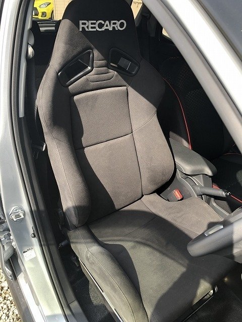 ★vanner（バンナー） レカロ (RECARO)用シートレール/右側（D044R)★TOYOTA ライズ A200A/A210A (R1/11～)_※参考画像