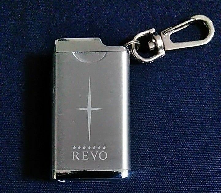 Seven Stars REVO 携帯灰皿　　　　　　　　　　　セブンスター レボ オリジナル 携帯灰皿