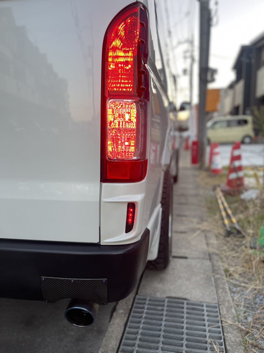 ハイエース4型純正改フルLEDレッドテール|Yahoo!フリマ(旧 ハイエース4型純正改フルLEDレッドテール|Yahoo!フリマ(旧