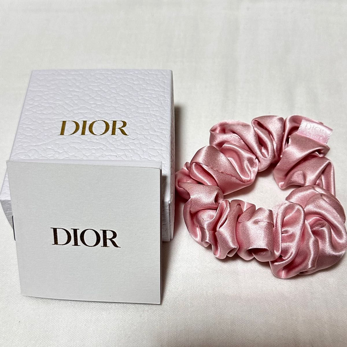 新品 Dior ディオール ノベルティ シュシュ 基礎化粧品 | d-edge.com.br