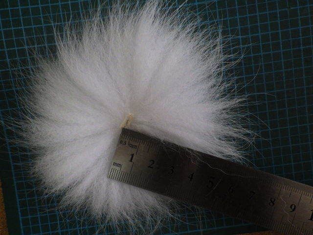 af505 FOX (arctic fox) tail　フォックステール　ナチュラル　ホワイト　 Mパック_画像2