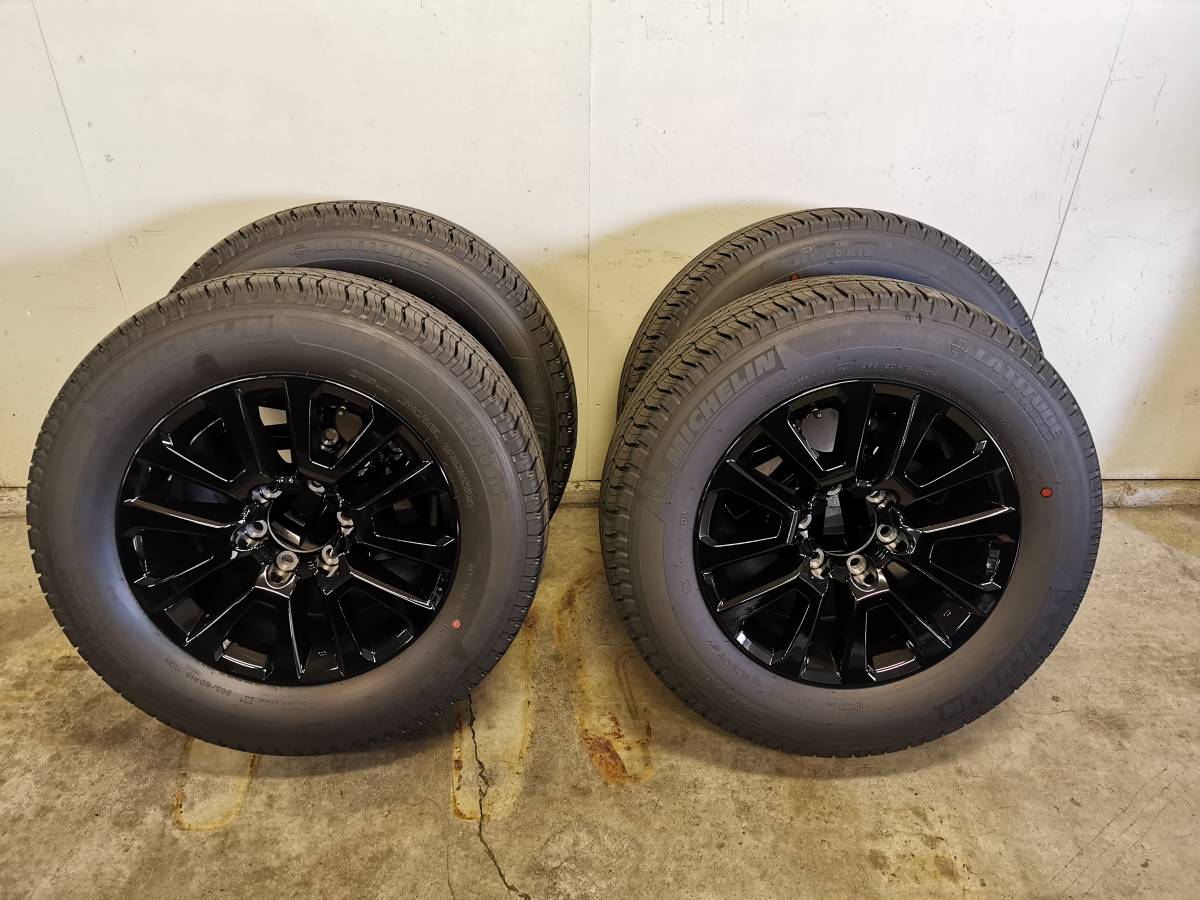 出色 ランドクルーザープラドマットブラックエディション新車外し