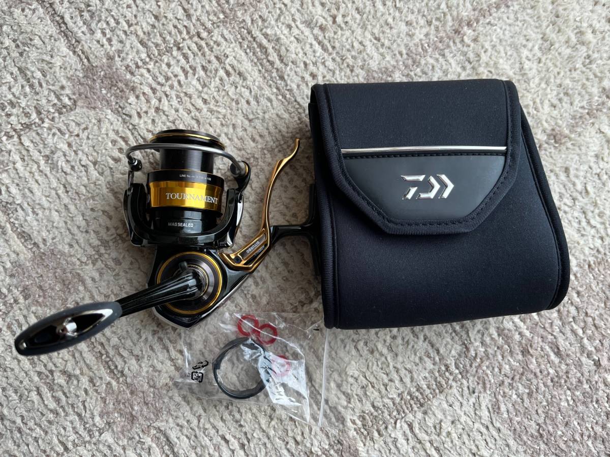 超激安 ダイワ 22 トーナメント ISO 2500XH-LBD 新品未使用