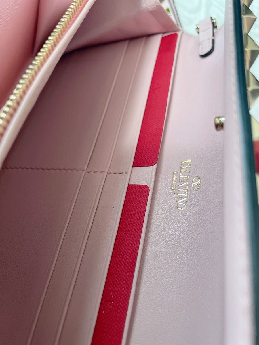 世界有名な ヴァレンティノ 即決☆VALENTINO ロックスタッズ ピンク