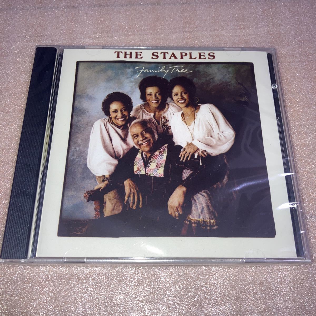 SOUL/THE STAPLES/Family Tree/1977/PRO. EUGENE RECORD of CHI-LITESの画像1