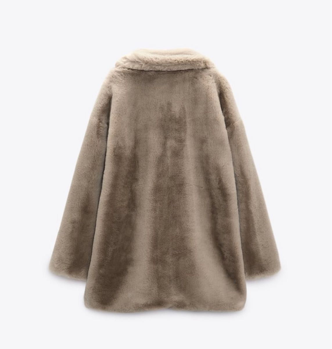 新品タグ付定価1万6千円 ZARA ザラ フェイクファーコート 新品タグ付定価1万6千円 ZARA ザラ フェイクファーコート