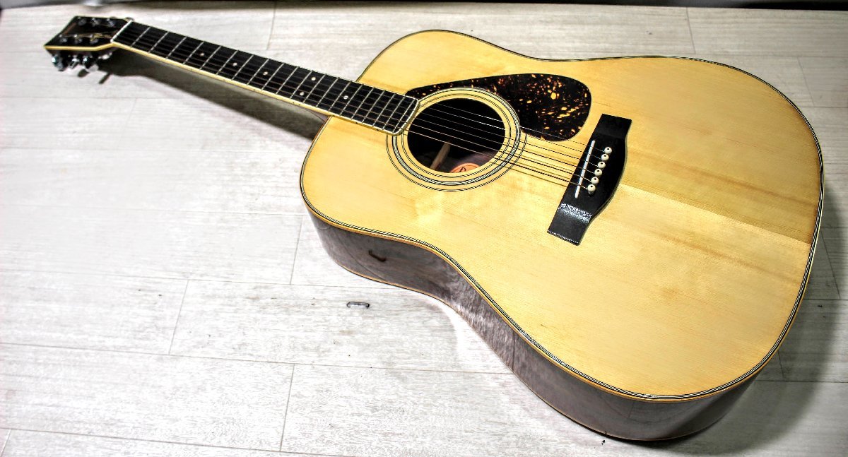 YAMAHA ヤマハ FG-251 アコースティックギター オレンジラベル S/N80429 スケール64.3cmナット幅4.4cm 3.310kg  ハードケース付 11A640