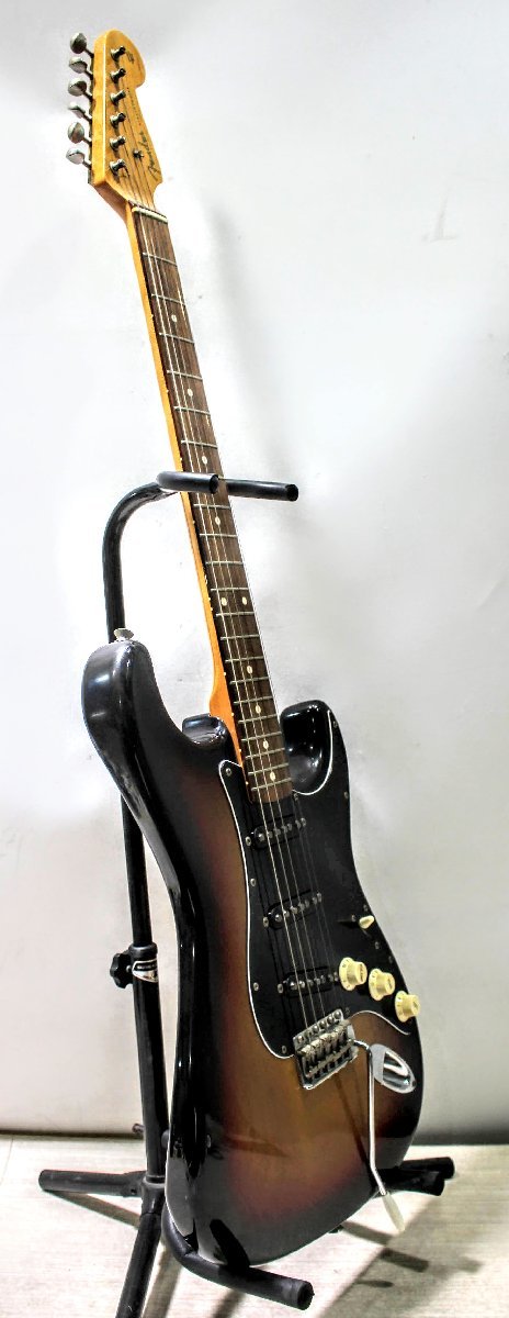 音出し良好☆FENDER stratocaster オリジナル コンターボディ 日本製 S/N S020572 スケール65.7cmナット幅4.3cm重さ3.620kg 4A631の画像2