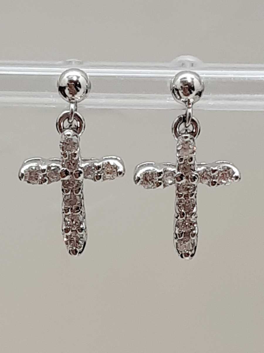 pt900 プラチナ 天然ダイヤモンド 0.08ct ピアス 【ポケモンレジェンズ