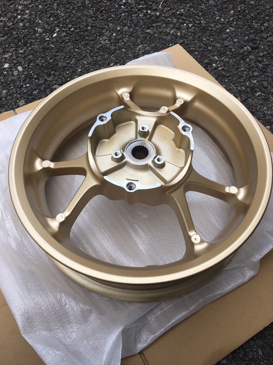 新品 シグナスグリファス リア 13インチホイール ゴールド