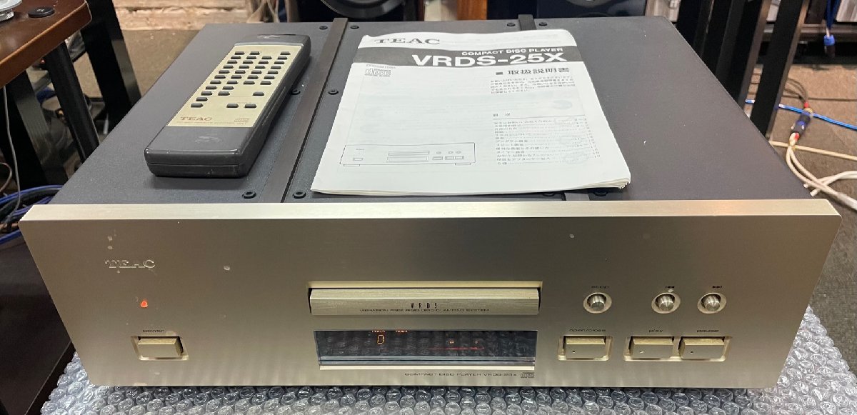 TEAC CDプレーヤー VRDS-25X 取説、カタログ付 ジャンク品-