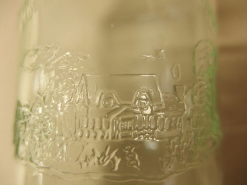 0130134w【Mon-Village est merveilleux ガラス ボトル 8本セット】フランス語表記/風景絵柄/空き瓶/底径7.5×H26.5cm/中古品_画像7