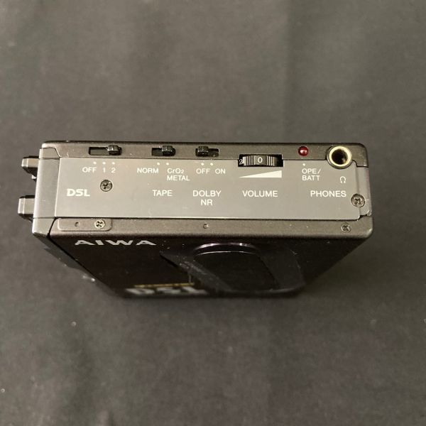 FAe301Y06 動作品 AIWA アイワ HS-P20 STEREO CASSETTE PLAYER カセットプレーヤー オーディオ機器 ケース付き_画像4