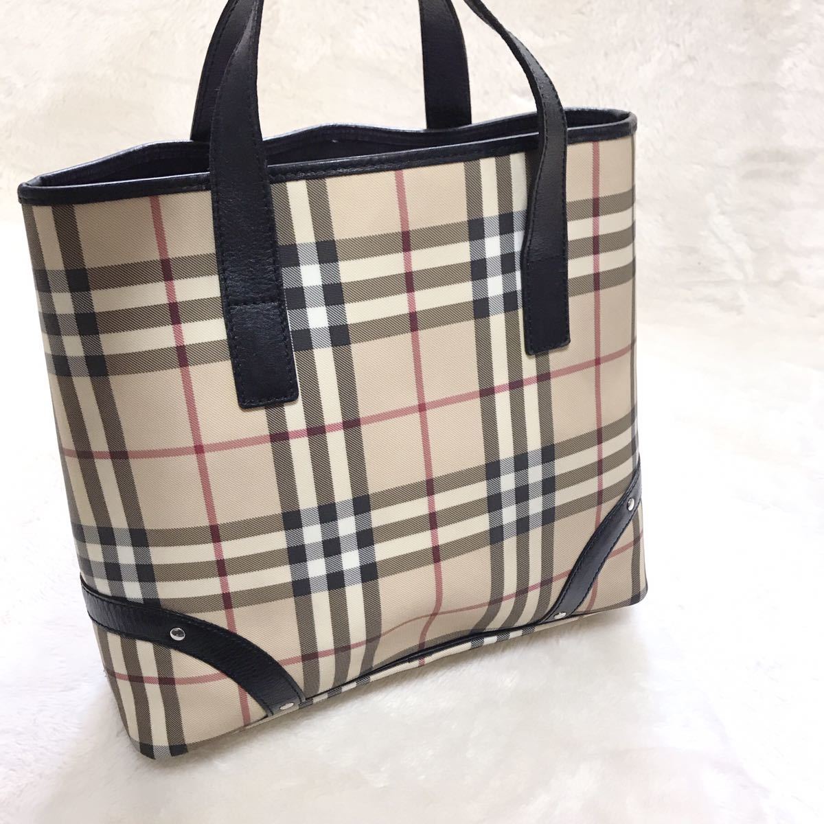 【美品】BURBERRY LONDON 大容量 PVCレザー トートバッグ バーバリーロンドン ハンドバッグ ノバチェック バッグ ブランド レディース