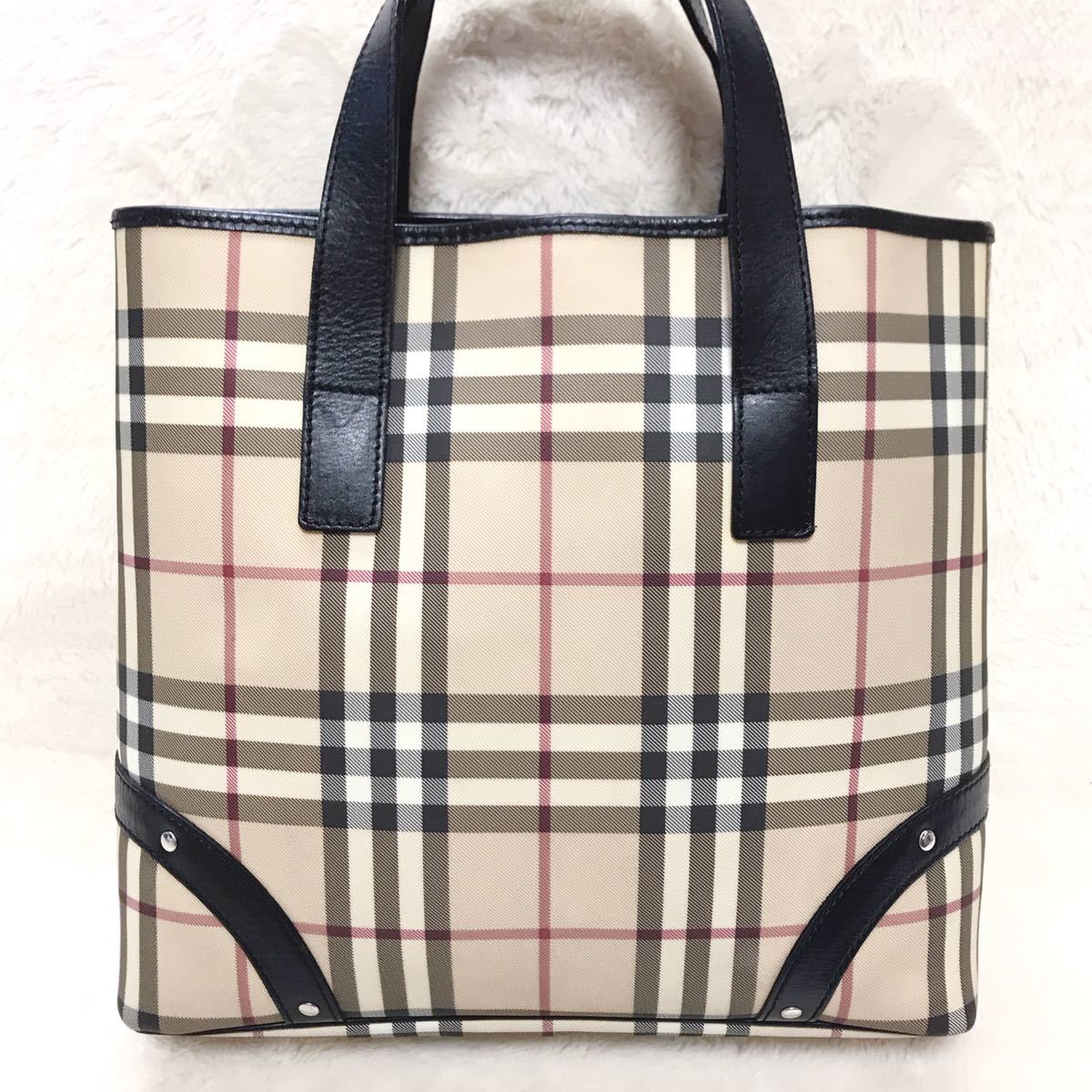 【美品】BURBERRY LONDON 大容量 PVCレザー トートバッグ バーバリーロンドン ハンドバッグ ノバチェック バッグ ブランド レディース