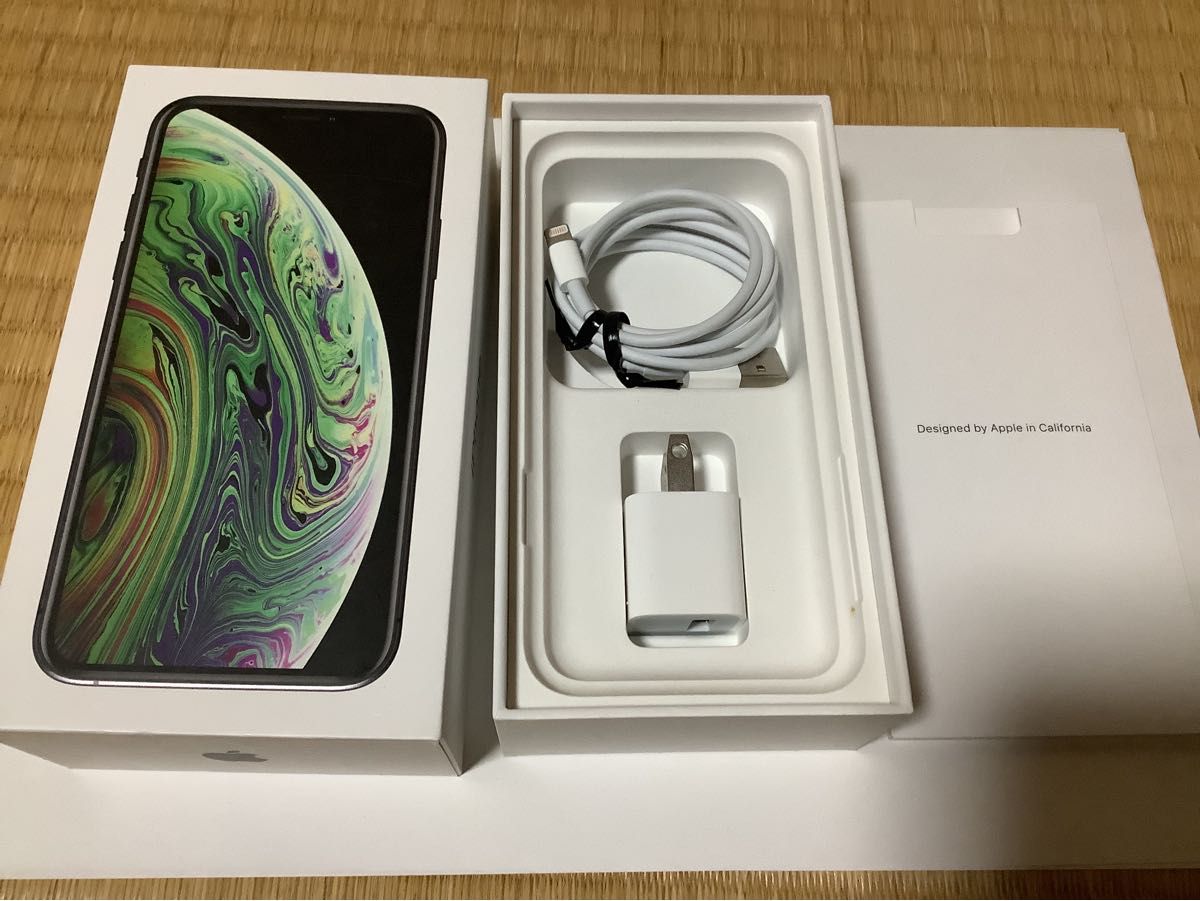 iPhone xs 256GB SIMフリー バッテリー100%｜PayPayフリマ