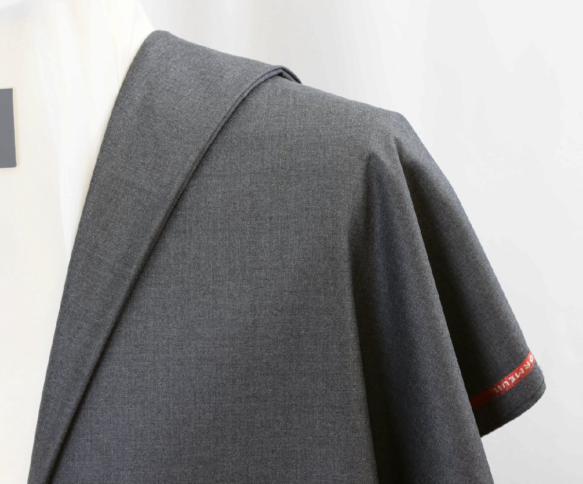 *do-meru company *15.7 micro. super . smooth cloth * wet ... like gloss. beautiful gray plain * large size OK length 3.9/3.7m