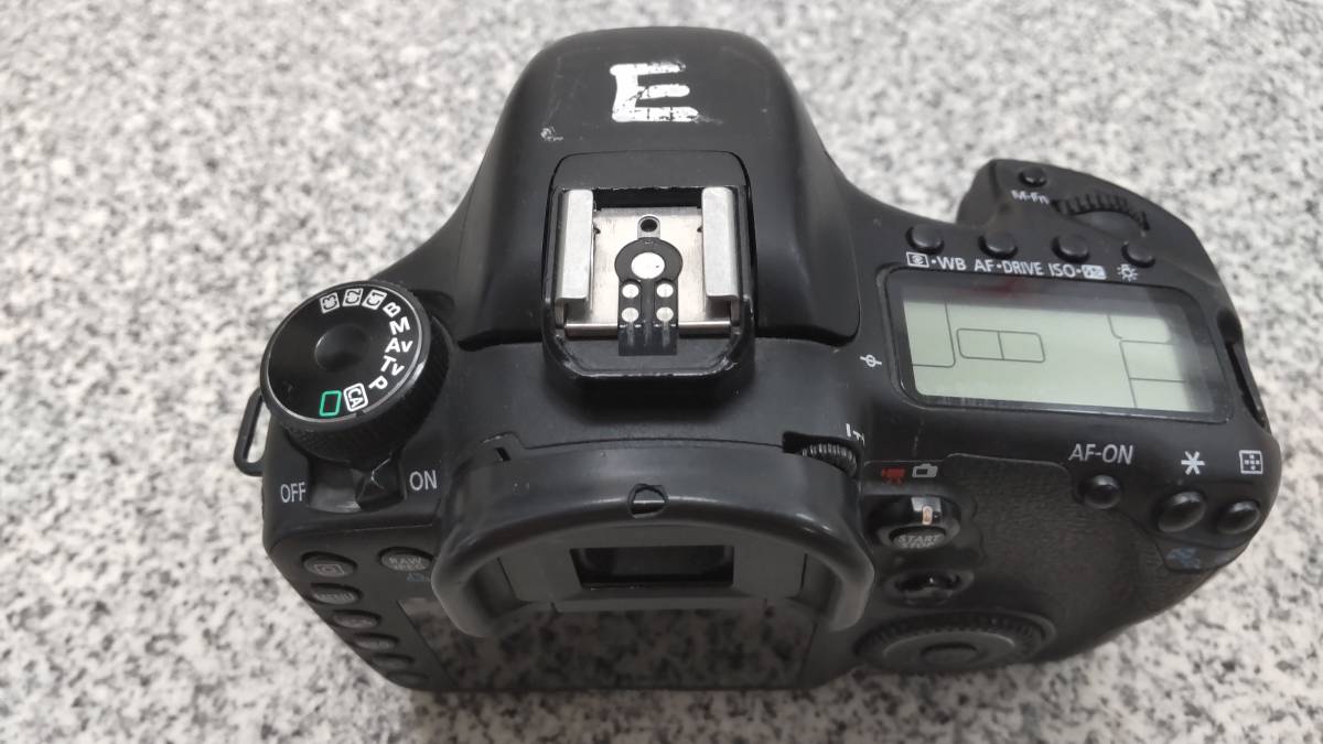 【ジャンク】canon 7D カメラボディ　1円から_ONしても起動しません画像のように手書き有