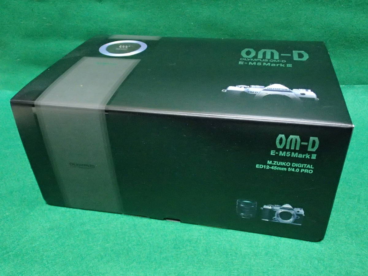 ★未使用品★OLYMPUS オリンパス OM-D E-M5 Mark III 12-45mm F4 PROキット★メーカー保証、今年11月までOK！_画像2