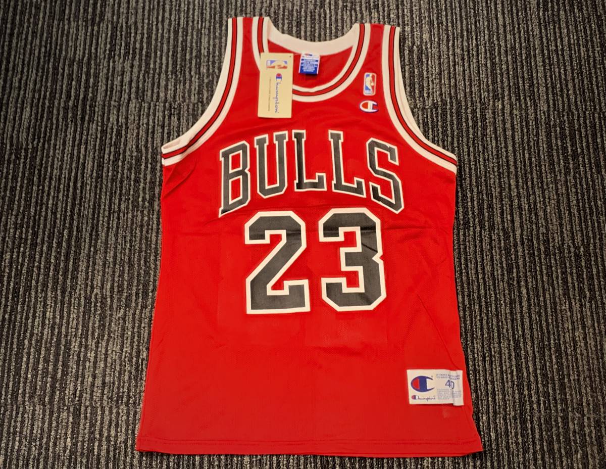 日本最大級 NBA Chicago Bullsシカゴ ブルズ マイケル ジョーダン #23 Michael Jordan Championチャンピオン  ビジター 未使用 ユニフォーム／パリ PSG