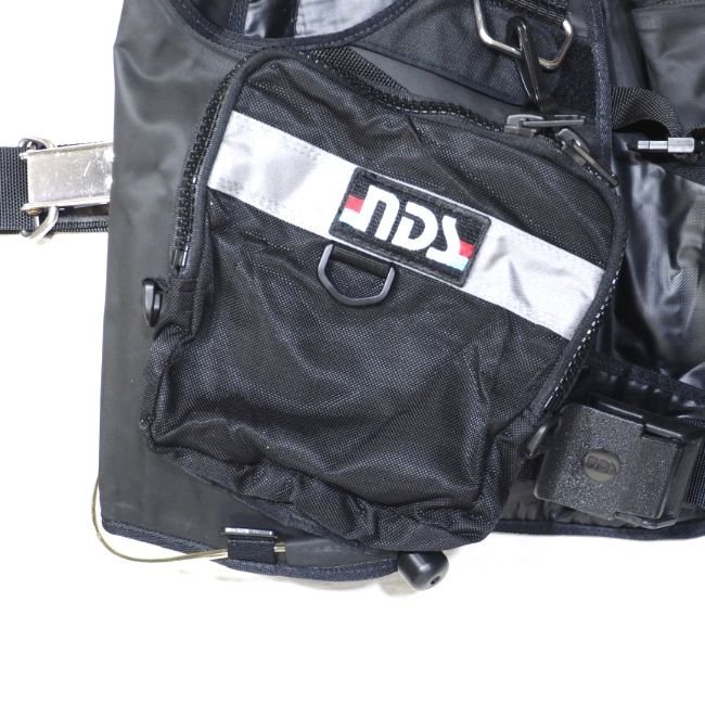 NDS Fタイプジャケット BCD サイズM パワーインフレ―タ―仕様 定価106,000円の画像10