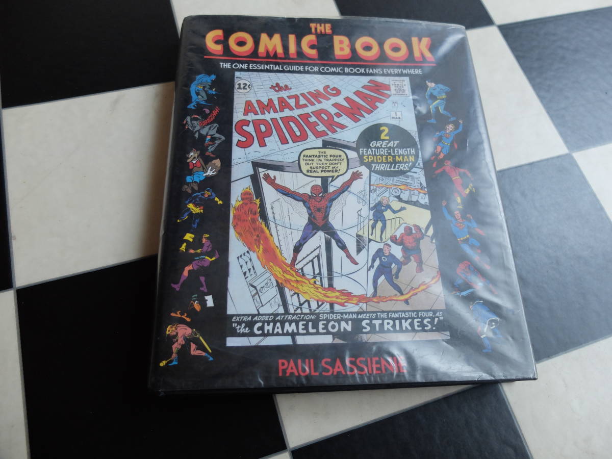 洋書 アメコミ comic book　ハードカバー　図鑑　カラーブック paul sassienie　本　書籍　バットマン　スーパーマン　スパイダーマン_画像1