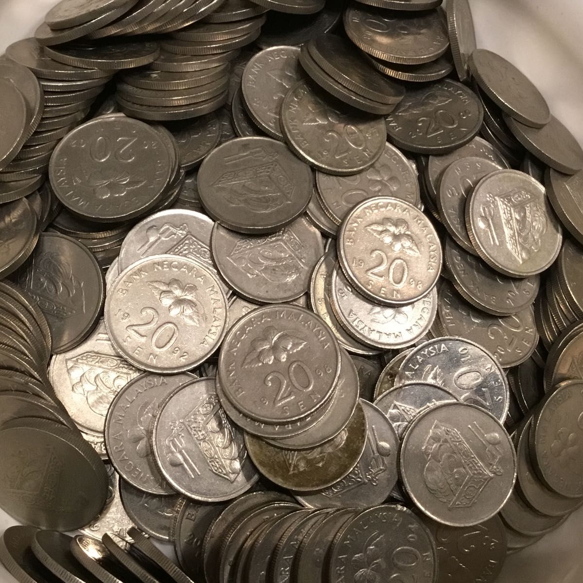 H142【マレーシア】20セント　硬貨　コイン　古銭　ランダム50枚
