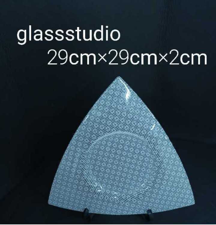 石め⑨)70枚まとめて glassstudio グラススタジオ トライアングル プレート チャイニーズスクエア ホワイト 硝子食器 ガラス 三角 和食器 の画像1