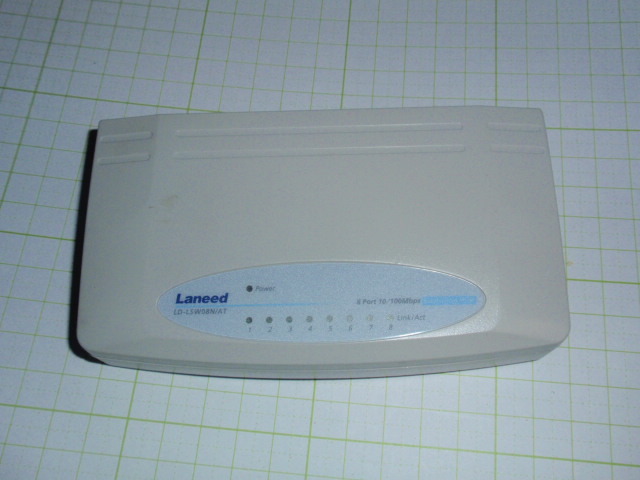 L011-03 Laneed製8ポートスイッチングHUB　LD-LSW08N/AT_画像1