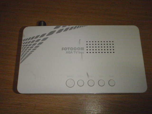 F010-01　Fotocom製TV BOX AX900