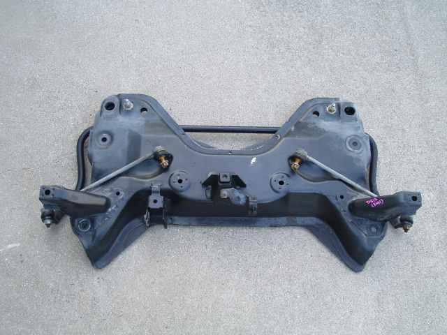 !a T1S16 Peugeot 206 front suspension member engine member with stabilizer .(013141)