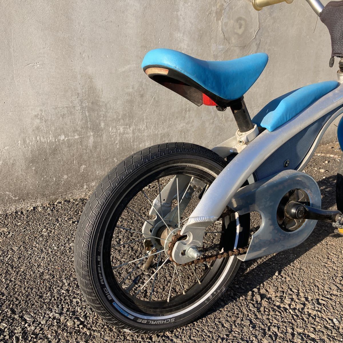 BMW Kids cycle б/у бледно-голубой велосипед толчок cycle ребенок 14 дюймовый 