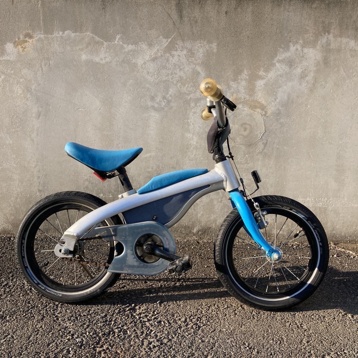 BMW Kids cycle б/у бледно-голубой велосипед толчок cycle ребенок 14 дюймовый 