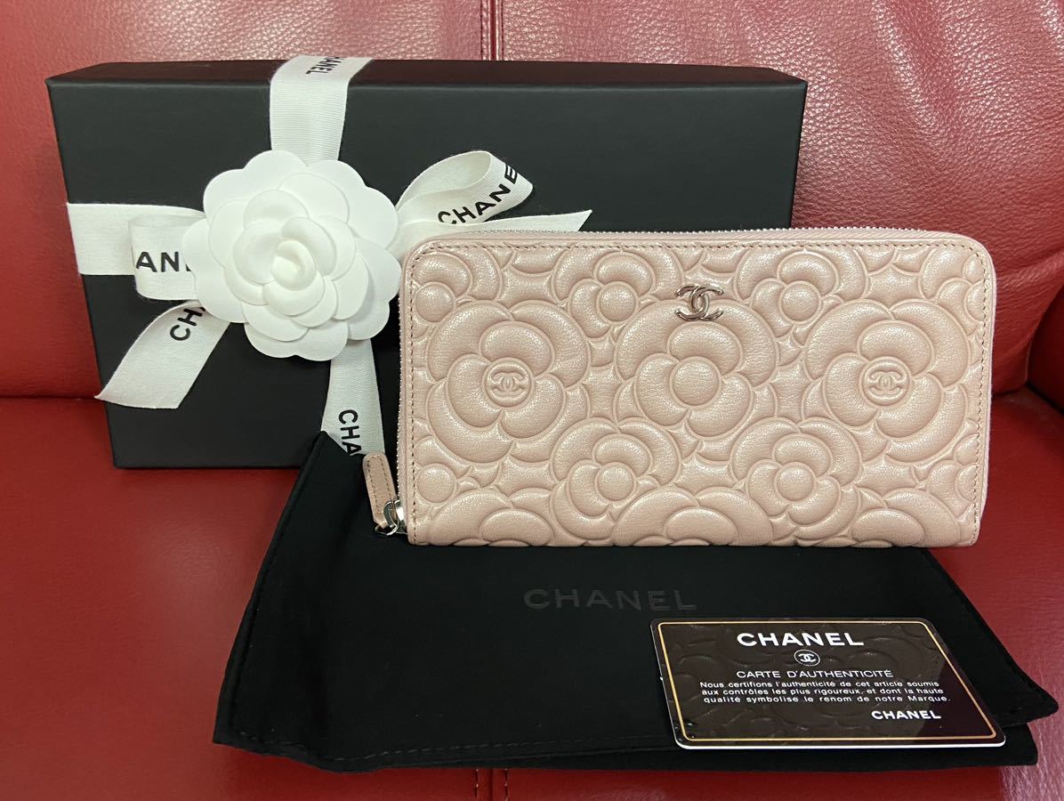 新品 シャネル CHANEL ジッピー 長財布 ZIP ウォレット カメリア ピンク シルバー金具 A82281 B01132 N4879 CC 正規品 箱 リボン